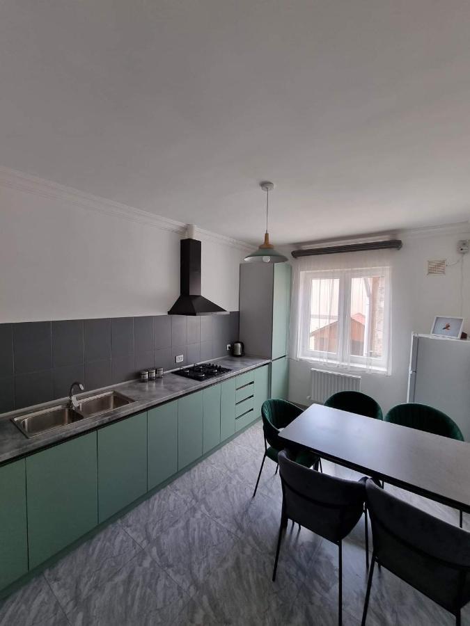 Fazenda Guest House Дилиян Екстериор снимка